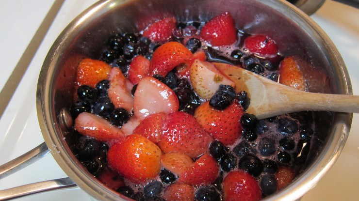 My next batch: Strawberry and Blueberry Jam