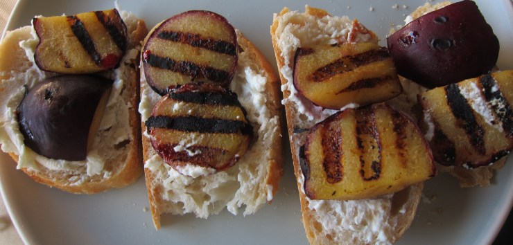 Plum on Bread Tiny Chili Pepper